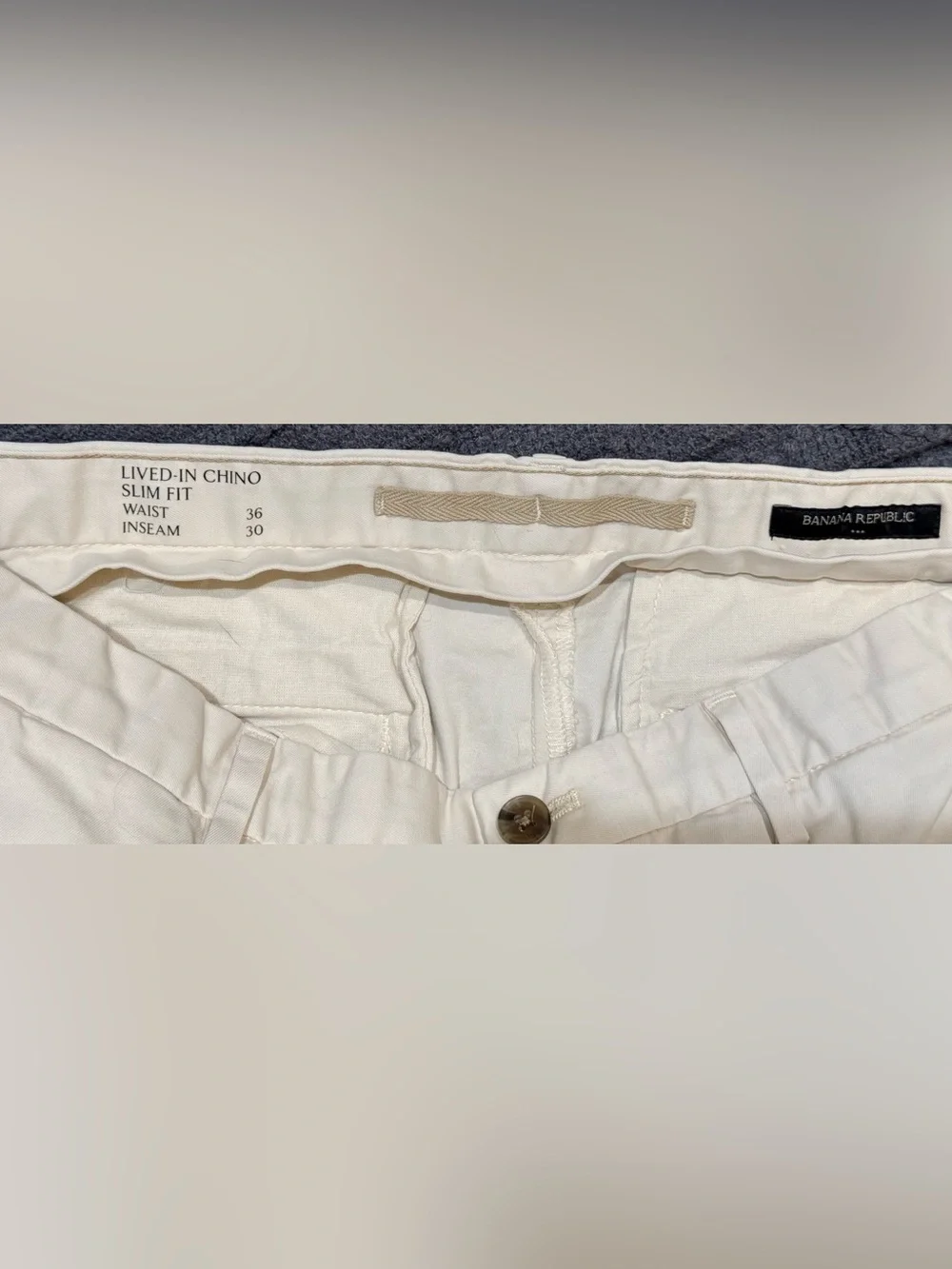 Banana Republic Men's Cream Chino Pants